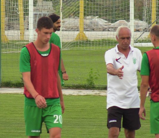 Хебър се скъса да пропуска, стигна само до хикс