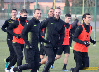 Вдигат Серкан