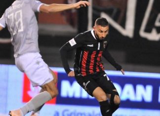 Първо в PlovdivDerby.com: Антон Карачанаков разтрогна с гърците! Пристига в Ботев! (ВИДЕО)