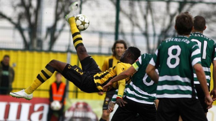 59ef0b52a63eeee955a644c099a0698f