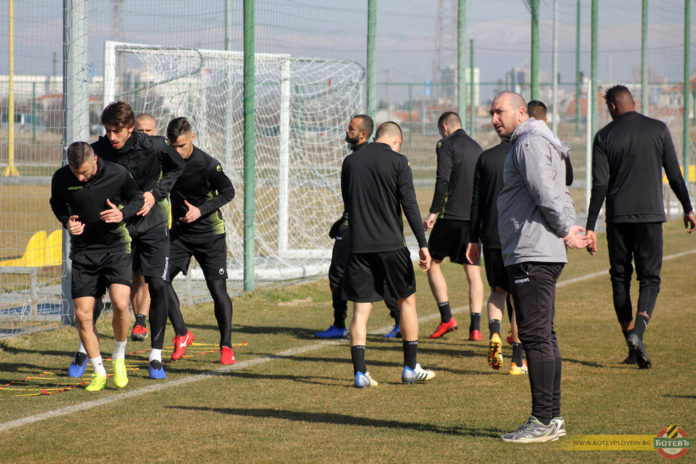 phpDOndmQ_5c6a8f9a4fd2e9_51325739