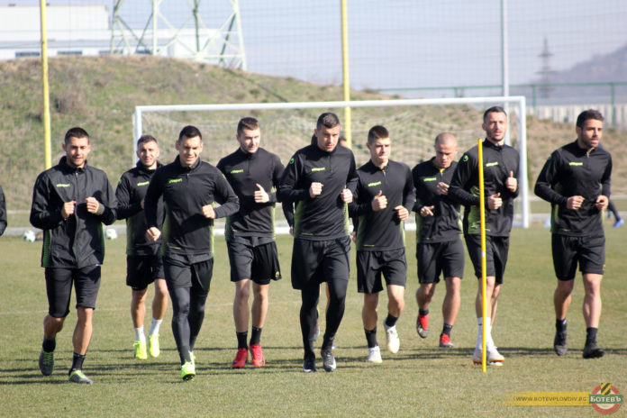 phpMhKn5W_5c87bd5c083c06_92685583