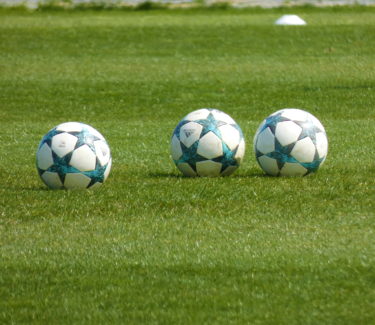 Насрочени отложени мачове и присъдени служебни резултати в областните групи: