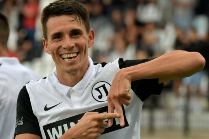 3e4ba9ac9a557376d61c91f74339bb6c